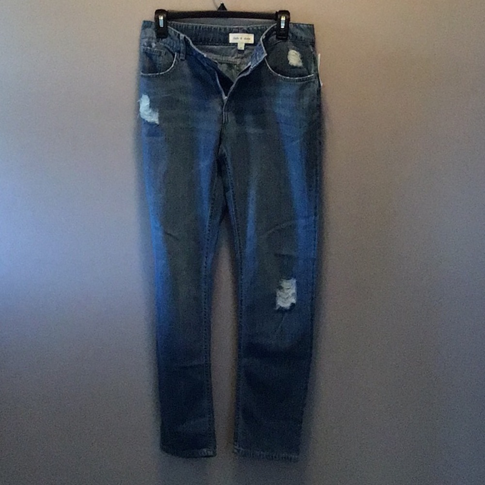Cloth & Stone Women's Blue Distressed Jeans